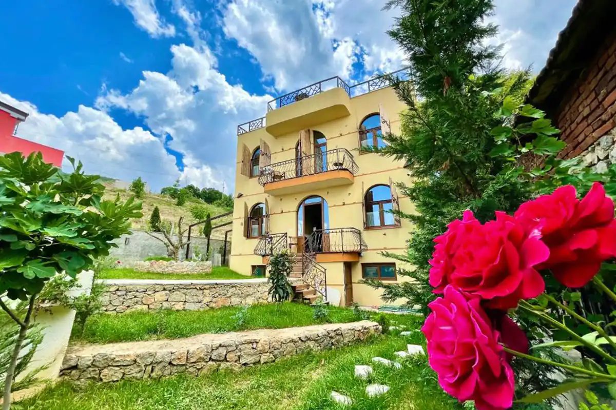 Local Tour Albania